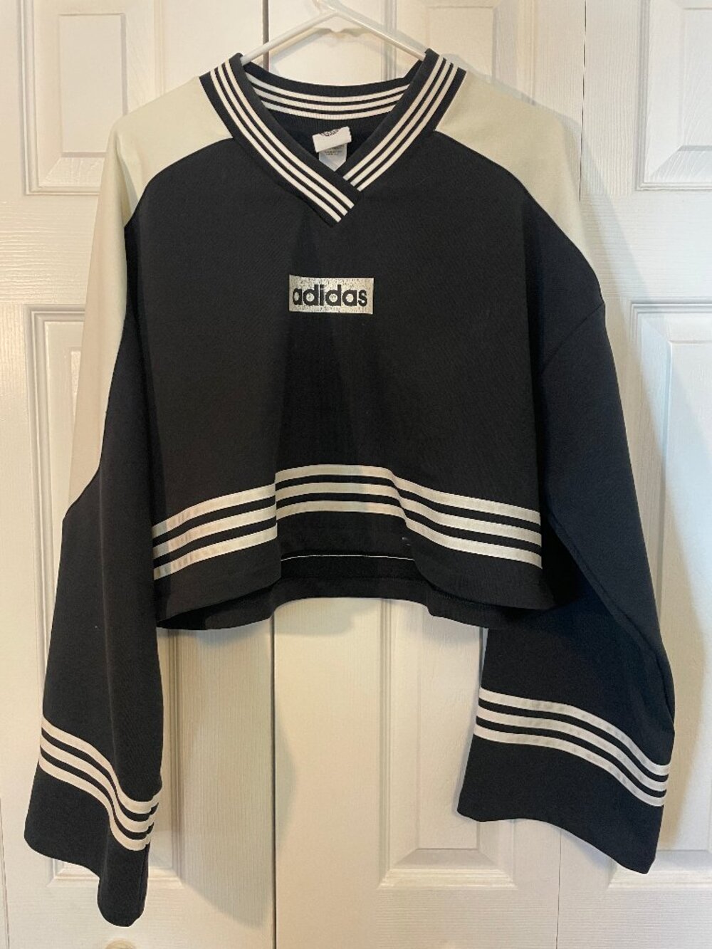 Adidas | Blocking Crewneck Sweatshirt - Picture 3 of 6